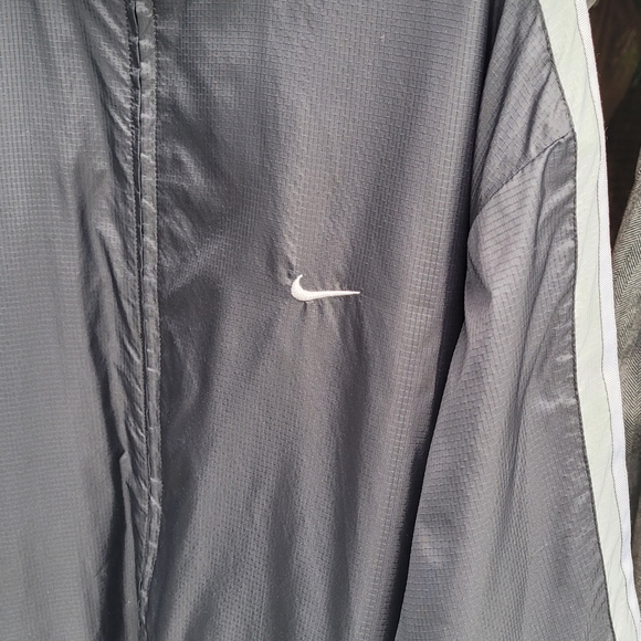 Nike Jacket w/ put-away Hood - Picture 3 of 10